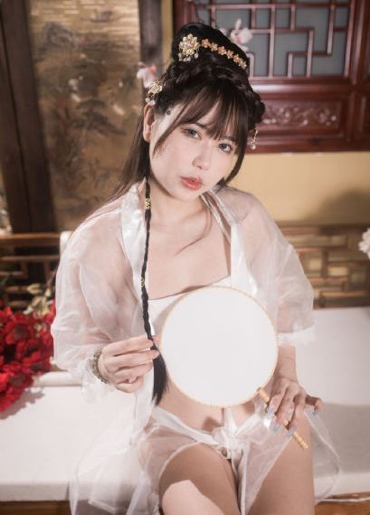 正在播放嫩模私拍写真视频_DVD韩国电影在线观看